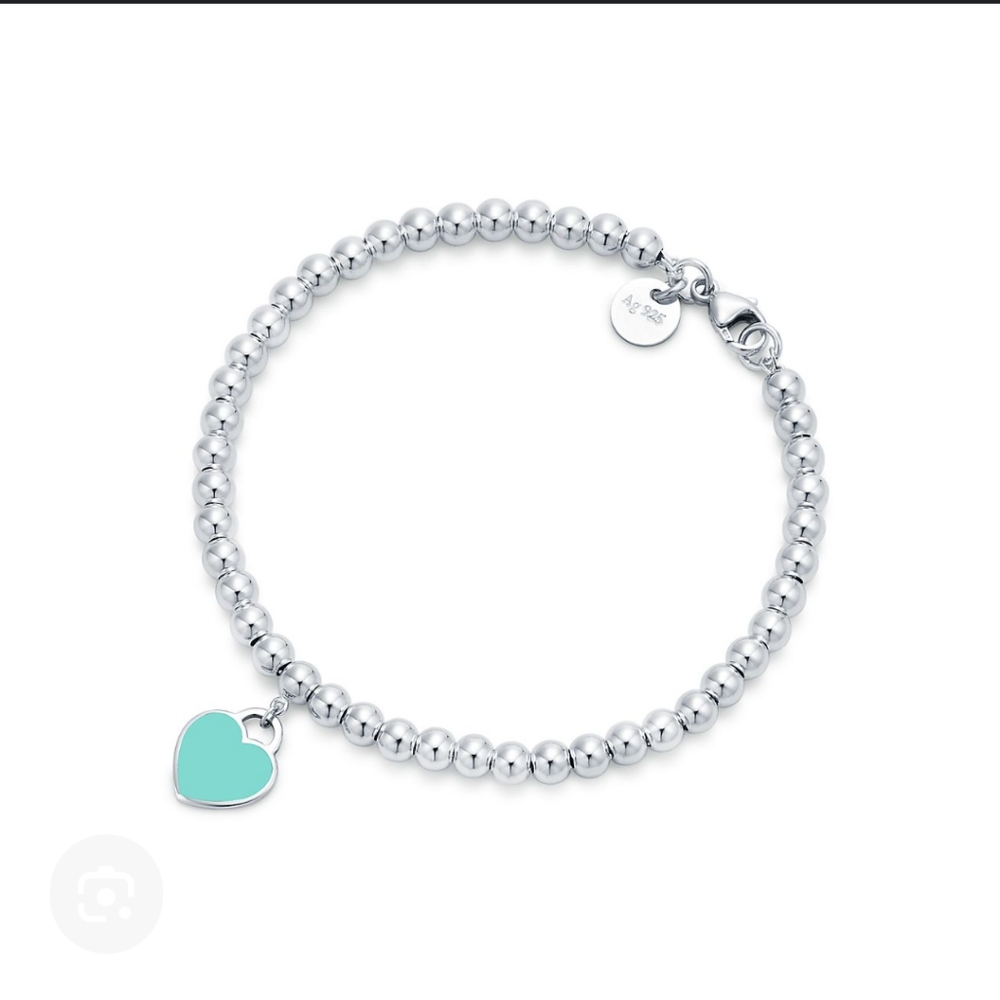 **SOLD**🩵 Tiffany & Co. Beaded Heart Bracelet 🩵